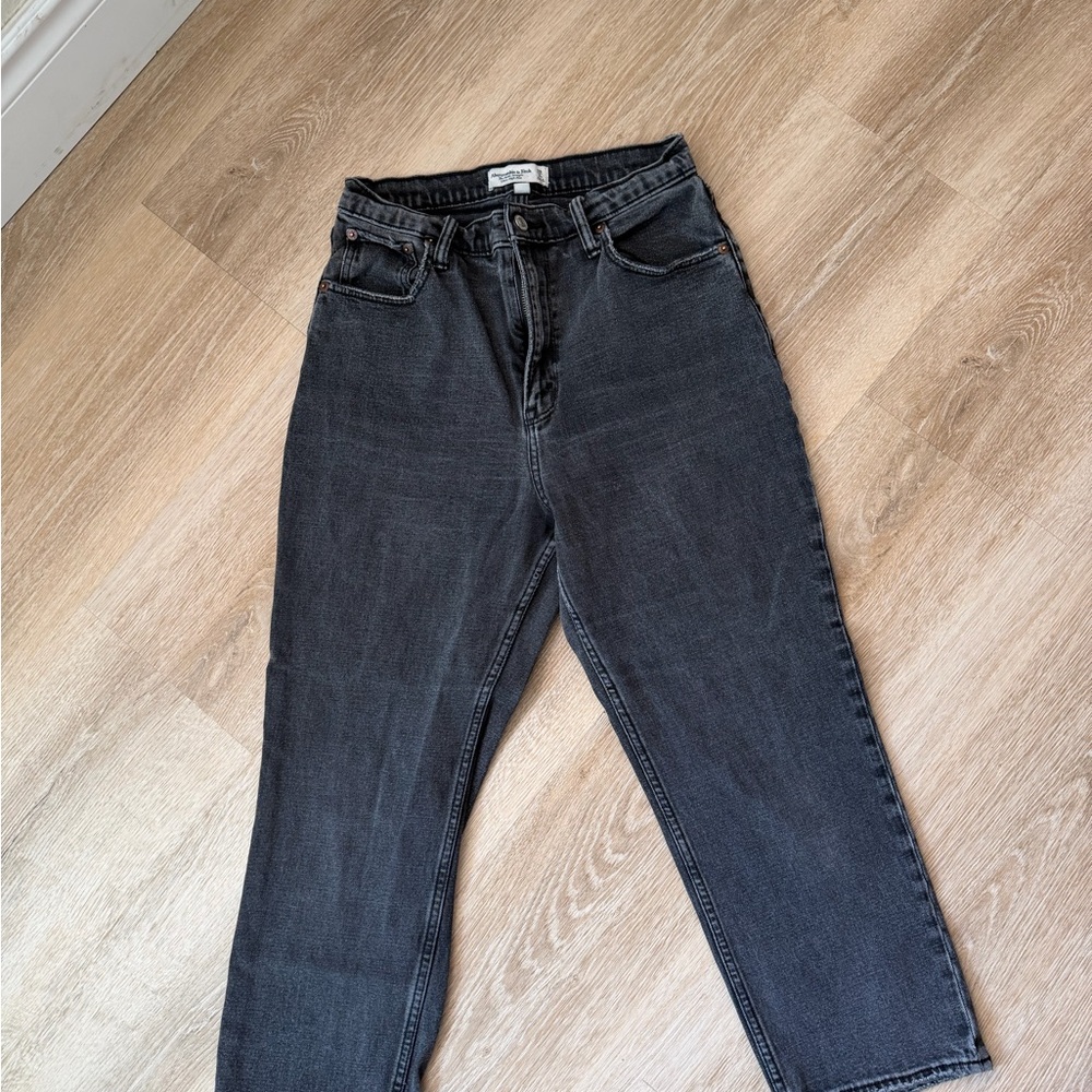 Abercrombie & Fitch Black High-Rise Ankle Jeans